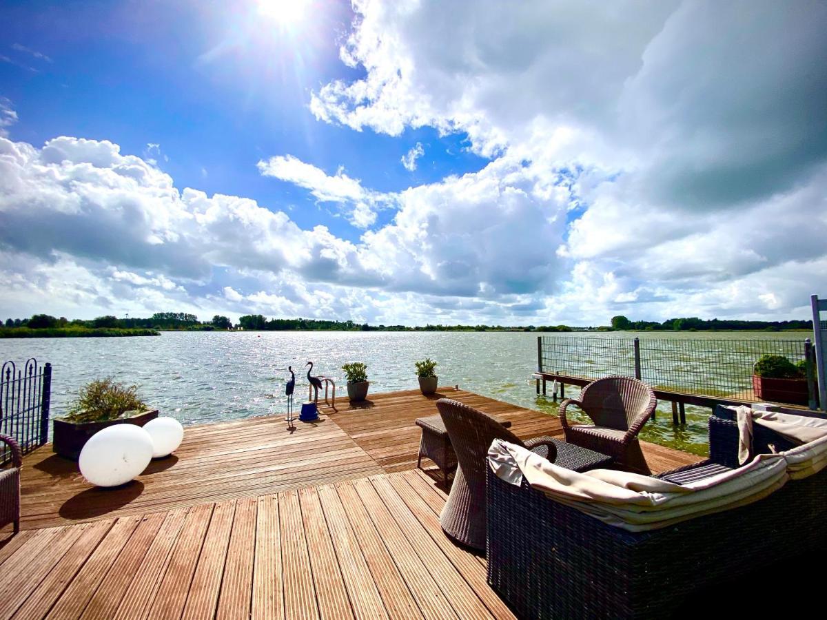 Wervershoof Ferienhaus Mit Wundervollem Seeblick Ferienpark Vislust Ijsselmeer מראה חיצוני תמונה